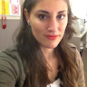 Meet your Posher, Yesenia